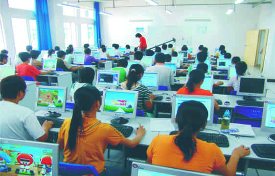 西安高新科技學(xué)院實驗實訓(xùn)——動漫制作實訓(xùn)室軟件設(shè)計制作探索